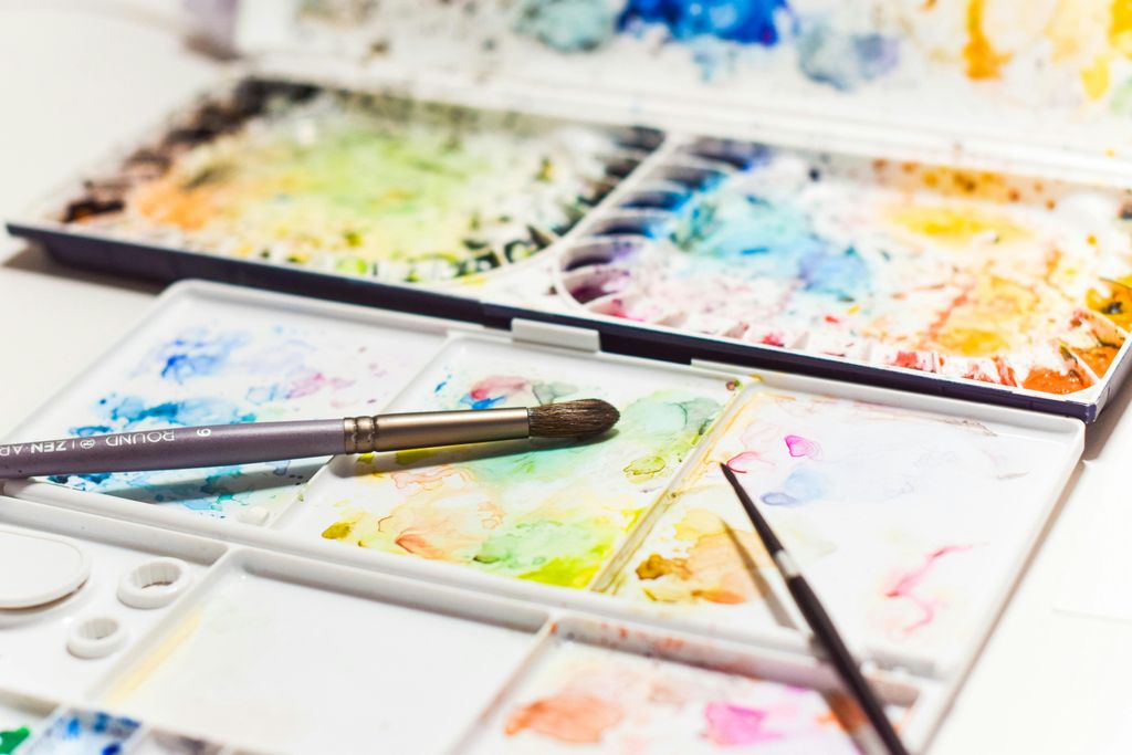 How to Incorporate Art Supplies for Creative Expression - Home Kartz