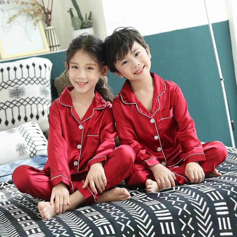 Luxurious Spring Pajamas Suit for Children: Comfort and Style Combined!