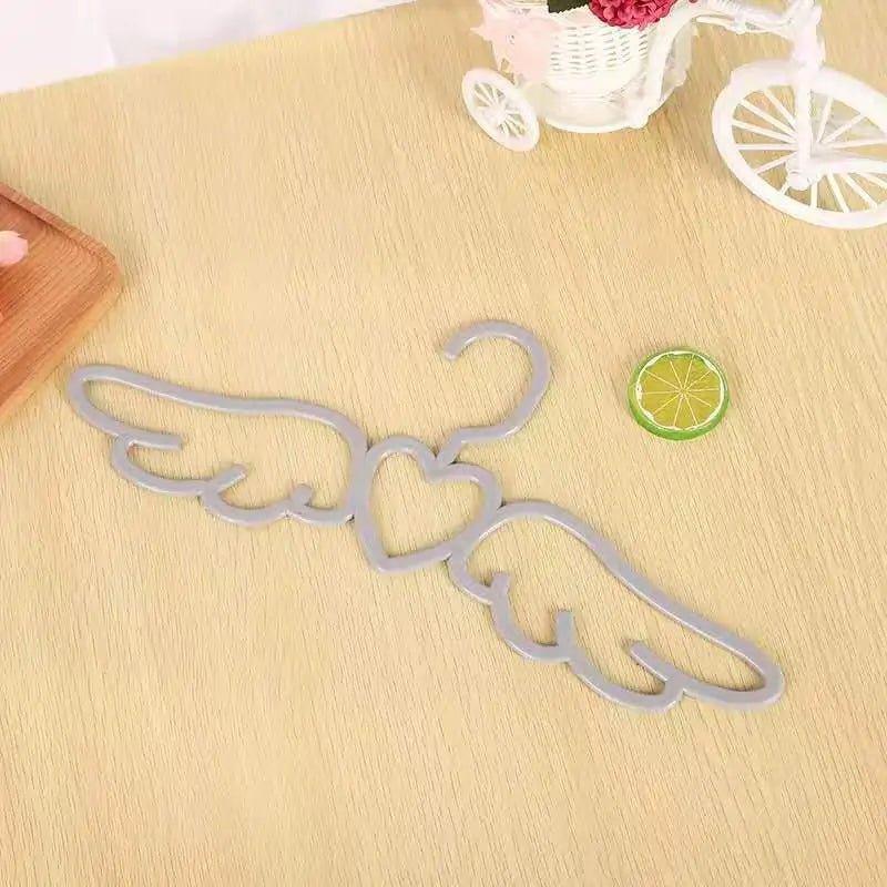 Angel Wing Shape Non - Slip Hanger Set