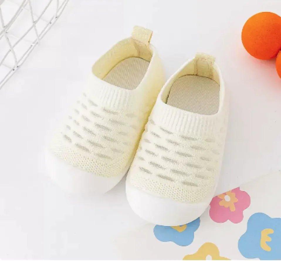 Baby Non - Slip Soft Sole Walking Shoes for Spring and Autumn