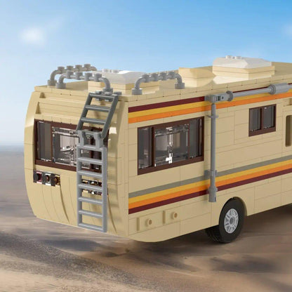 BuildMoc Breaking Bad Inspired Cooking Lab RV - Pinkman & Walter White Edition Van Toy