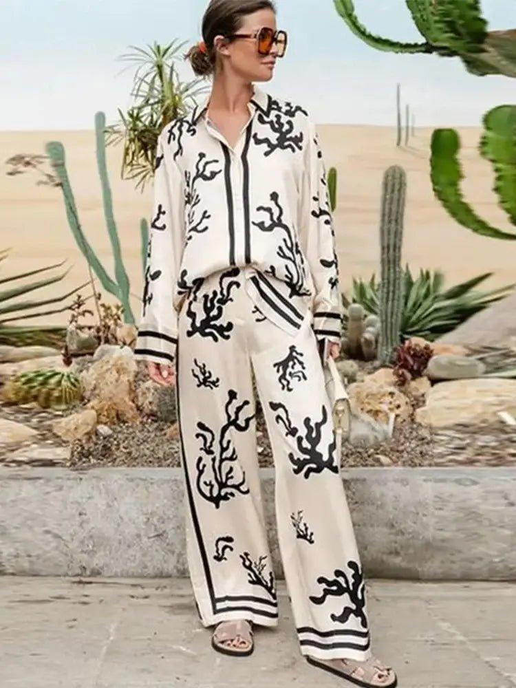 Elegant Printed Women's Pants Set