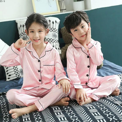 Luxurious Spring Pajamas Suit for Children: Comfort and Style Combined!