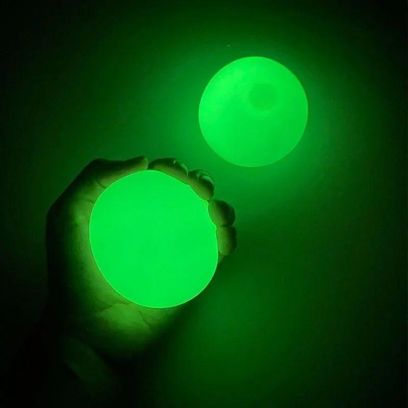 Luminescent Stiky Balls