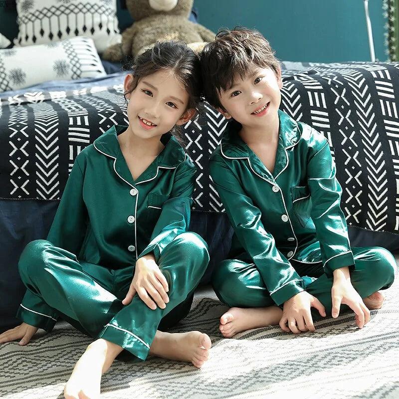 Luxurious Spring Pajamas Suit for Children: Comfort and Style Combined!