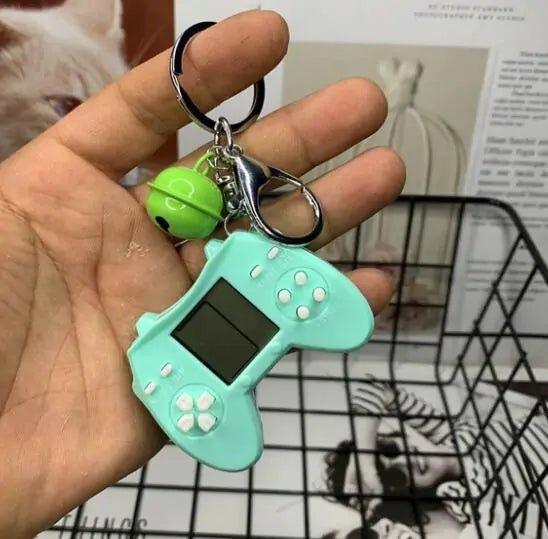 Retro Game Console Keychain Built - in 7 Games