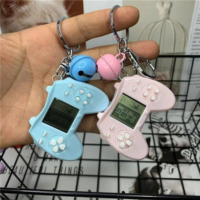 Retro Game Console Keychain Built - in 7 Games