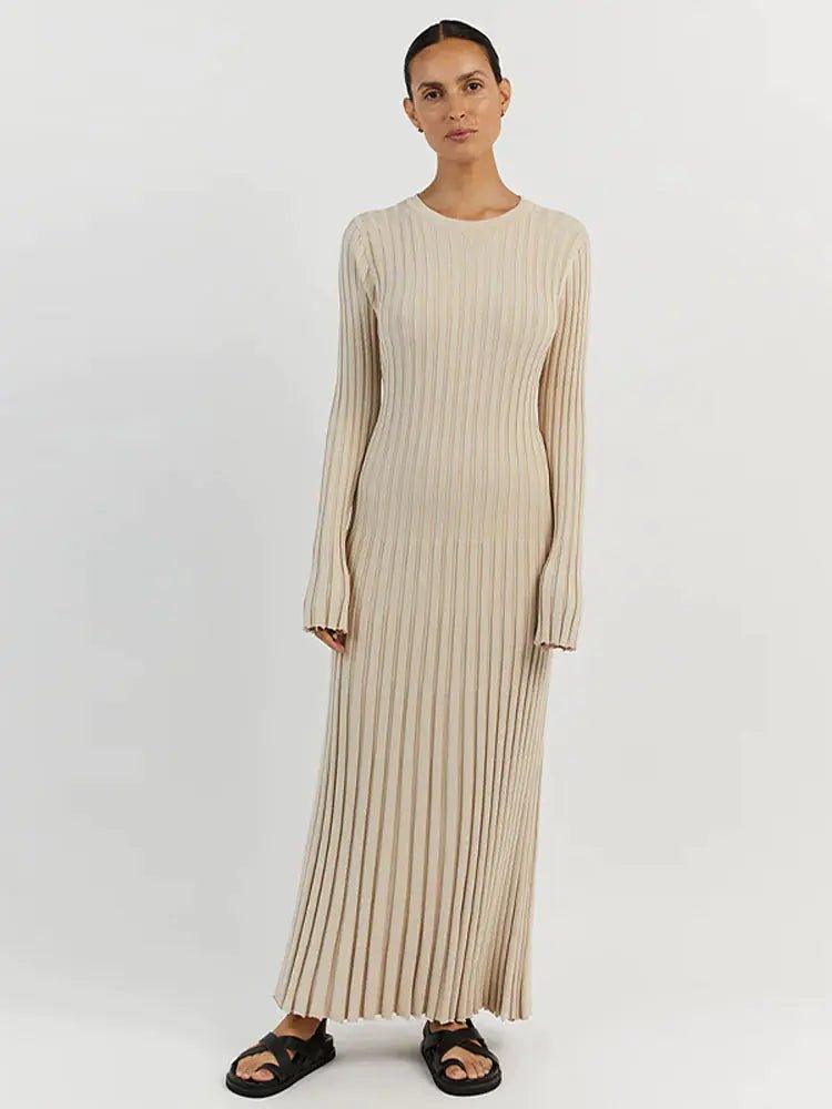 Ribbed Knit Maxi Dress: Elegant Autumn Style