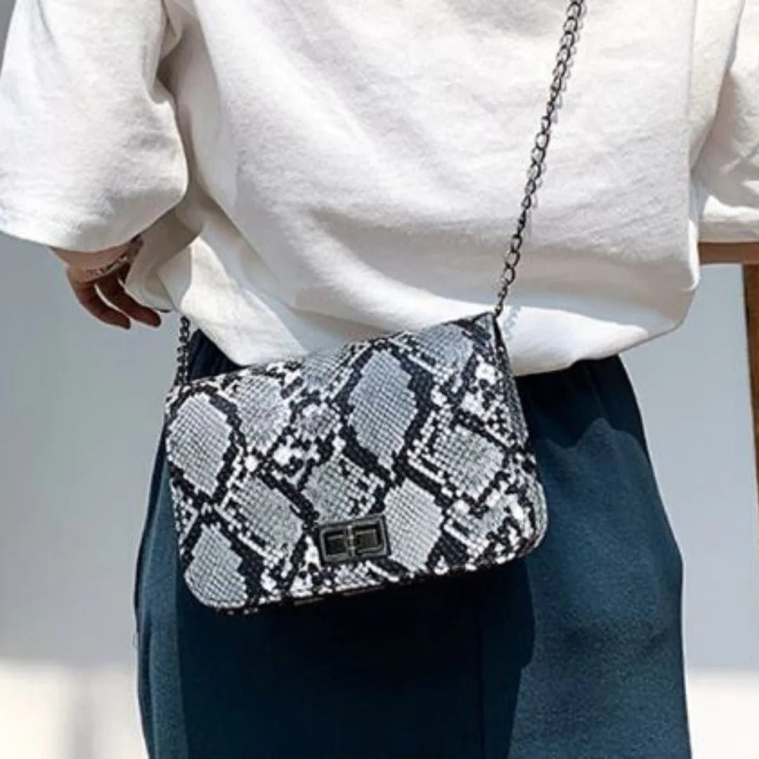 Stylish Alice Snakeskin Clutch - Vegan Leather with Removable Chain Strap